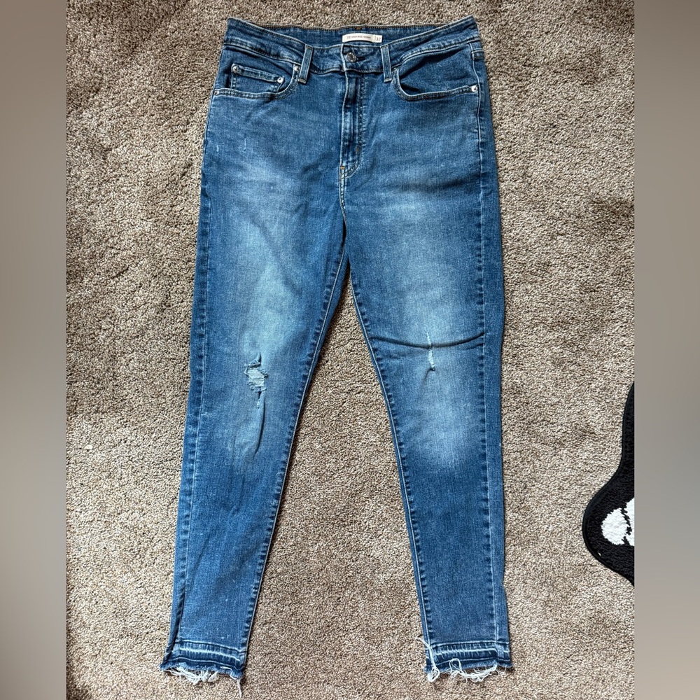 Levi's 721 Distressed High Rise Skinny Jeans